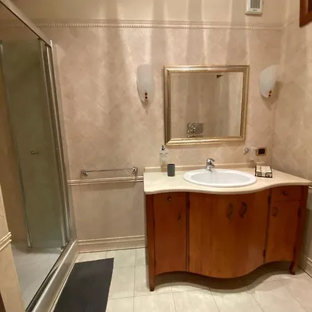 Casa Leonardo Apartment *