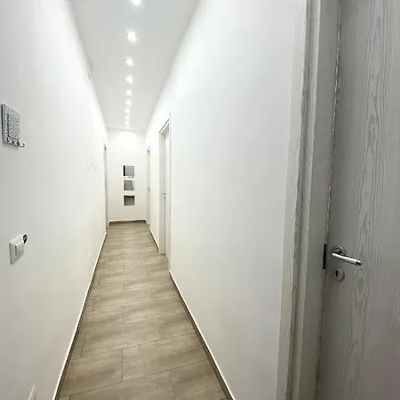 Bed & Breakfast Airys - House