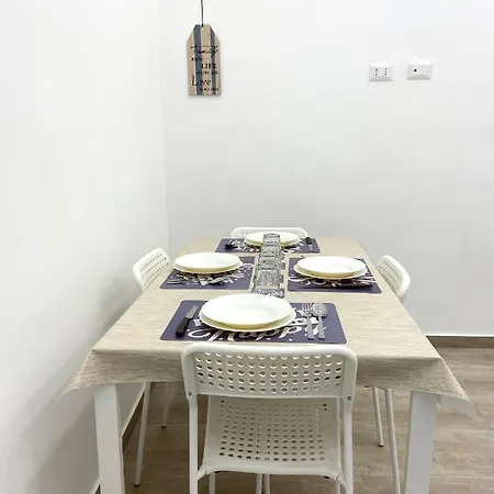 Airys - House Bed & Breakfast