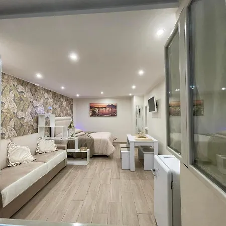 Apartment La Dimora Dei Sogni Sedil Capuano Naples