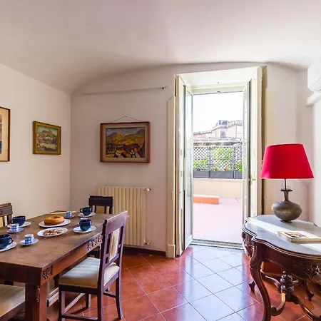 Apartment A Santa Maria La Nova By Wonderful Italy *