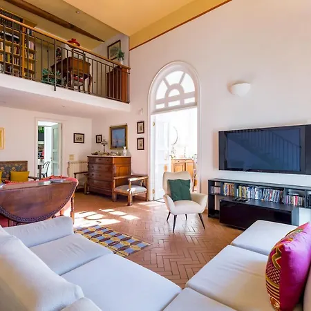 Apartment Residenza Capano Charming House By Napoliapartments *