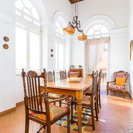 Residenza Capano Charming House By Napoliapartments * Naples