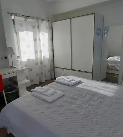 Mediterranea Bed and Breakfast Νάπολη