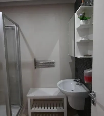 Bed and Breakfast Mediterranea Νάπολη
