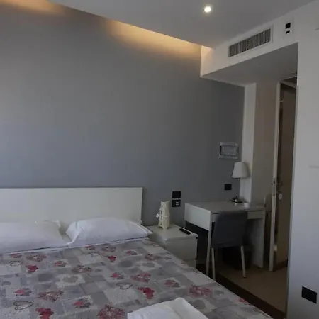 Mediterranea Bed and Breakfast Νάπολη