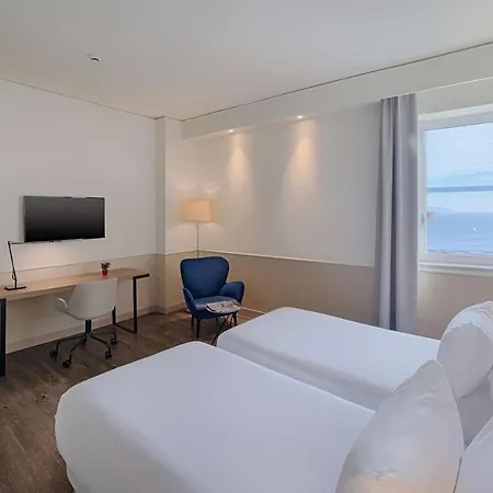Hotel Nh Panorama 4*