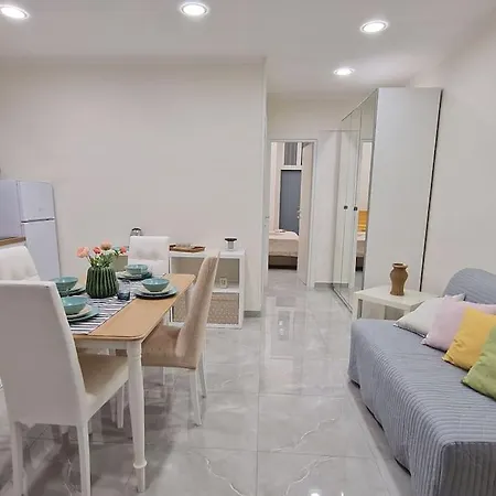Casa Garibaldi 240 Appartamento Napoli