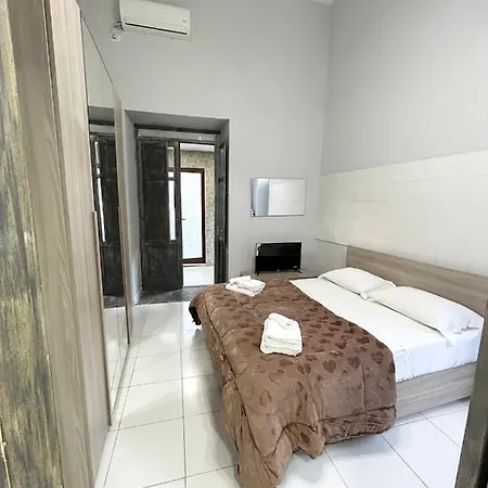 Valentino Guest house Naples
