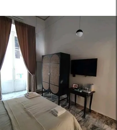 Bed & Breakfast Casa Fanzago Naples