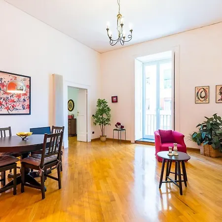 Portico 17 - Charming House Close Promenade Naples