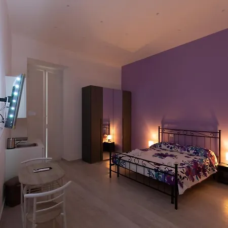 My Brilliant With Jacuzzi 2 Steps From St Toledo Nápoly