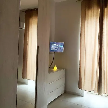 Regina Giovanna Guest house Naples
