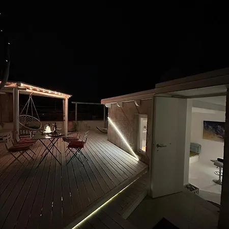 Attik Apartment *