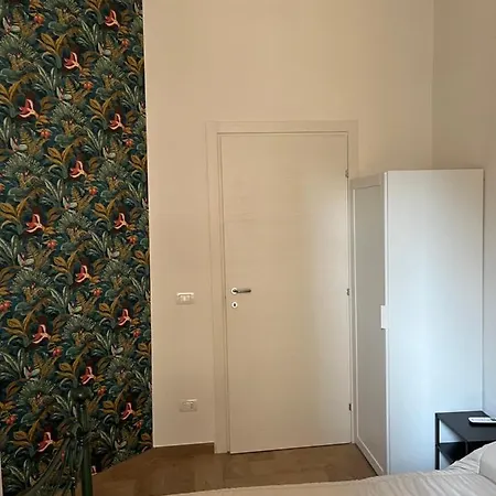 Airport Security 161 Apartment Naples