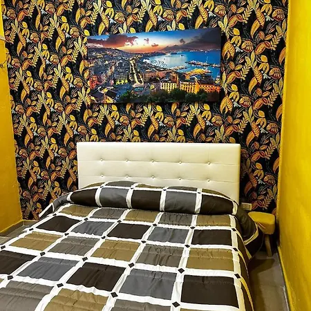 Spaccanapoli A Due Passi Da Via Tribunali Bed & Breakfast 2*