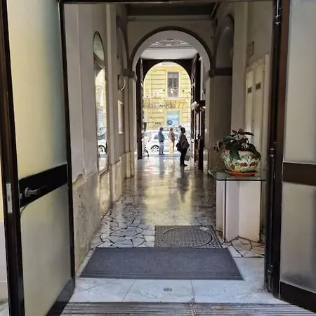 Appartamento Casa Garibaldi 240 Napoli