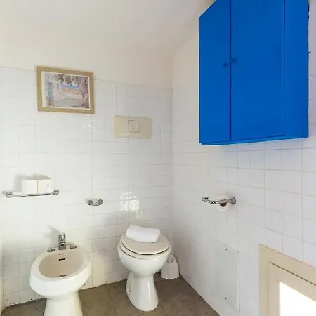 Apartment Portico 17 - Charming House Close Promenade