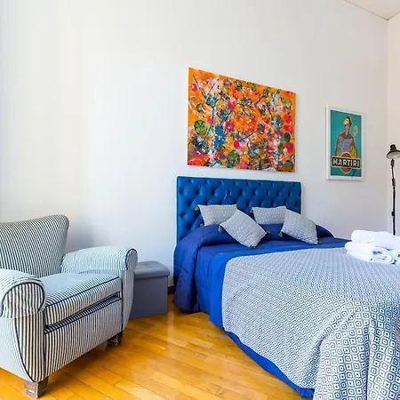 Portico 17 - Charming House Close Promenade * Naples