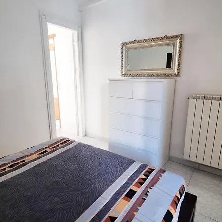 Casa Omar Al Vomero *