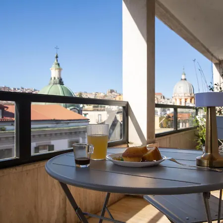 Bed & Breakfast Salotto Borbonico 2*