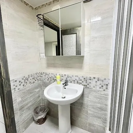 Valentino Guest house *