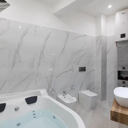 My Brilliant With Jacuzzi 2 Steps From St Toledo * Napoli