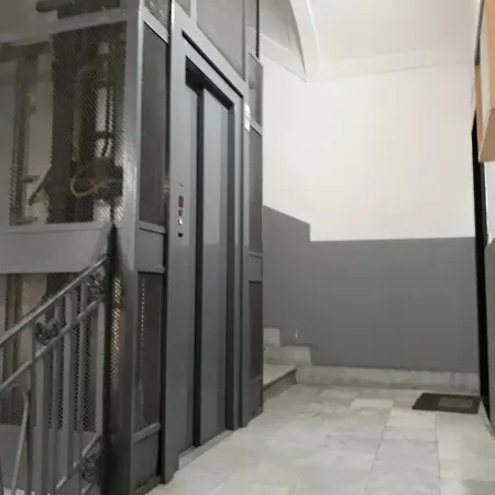 Center * Naples