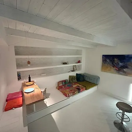 Attik Apartment *