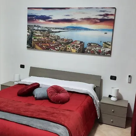 Apartment White 2 San Gregorio 14 Naples