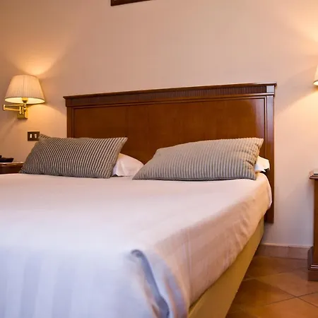 Nuvo Hotel