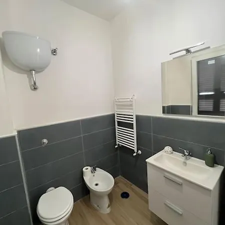 Serendipity Free Parking 2 Min Dalla Stazione Apartment