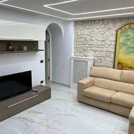 Apartment La Casa Di Memi Naples