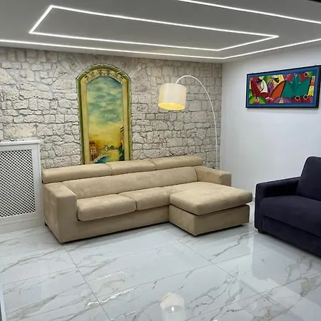 La Casa Di Memi Apartment Naples