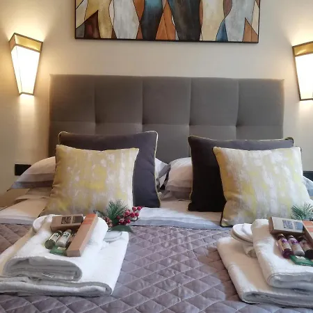 Mariana Luxury *