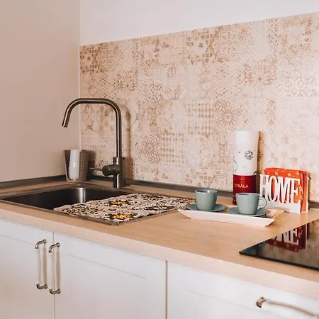 Attico Al Vomero Apartamento *