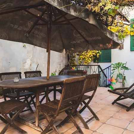 Deluxe With Garden In Vomero Apartment