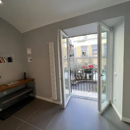 Apartment Casa Losito, Boutique 100 Mq In The Heart Of Naples!