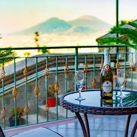 Vesuvio Rooftop, Host Appartement
