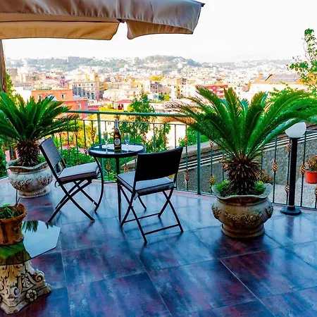 Vesuvio Rooftop, Host Appartement