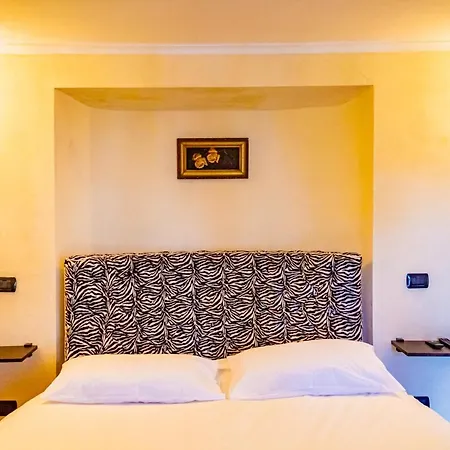 Vesuvio Rooftop, Host Apartman