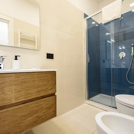Via Niccolo Tommaseo 4 - 2 Apartman *