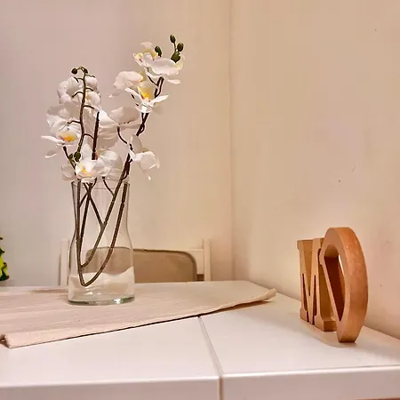 Maison Dinda Apartment Naples
