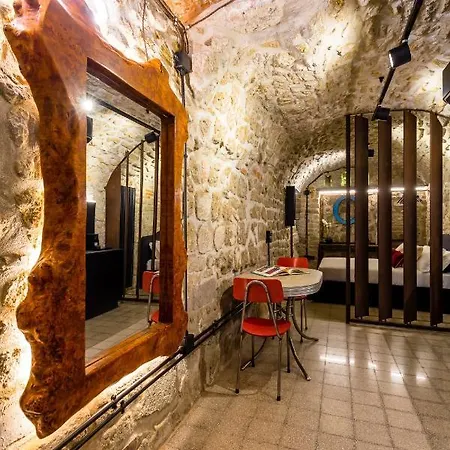 Apartment Il Napoletano Di Candidella Al Purgatorio Naples