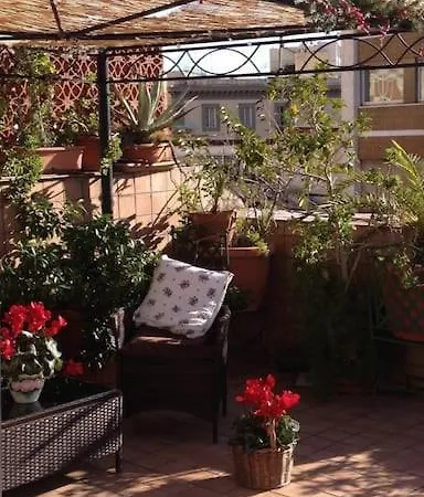 Apartamento Amazing Roof In The Heart Of Naples!