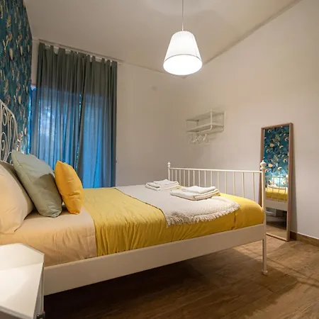 Casa Vacanze Partenope Apartment