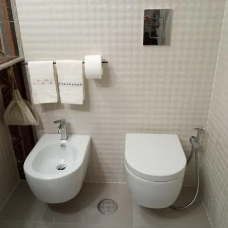 Bed & Breakfast Mea Domus Mergellina Napoli