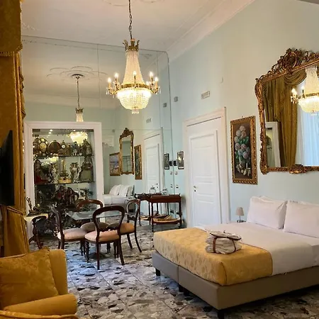 Art Santa Brigida 3* Neapol