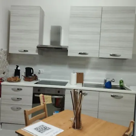 Il Di Gilda Apartment *