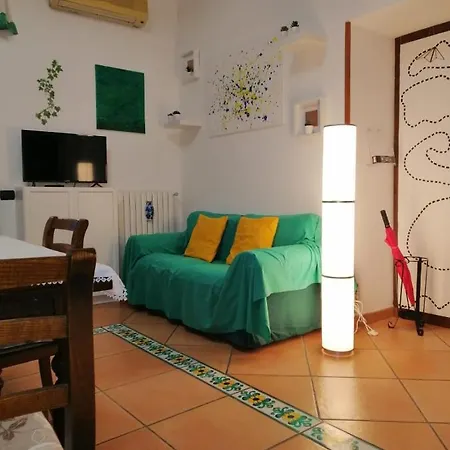 La Casa Di Tania A * Naples